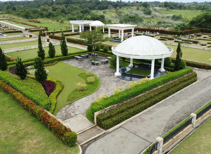 private estate