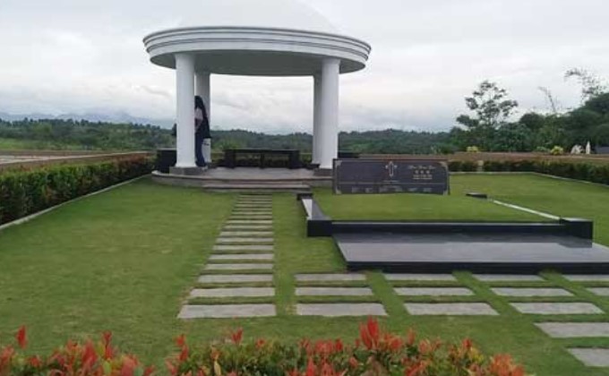peak estate